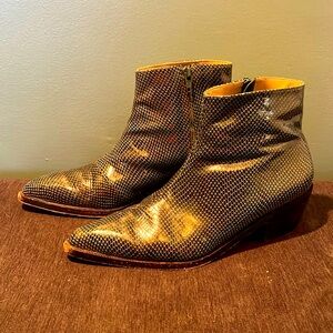 Huma Blanco Green Snakeskin ‘Filipa’ Booties, Sz 38